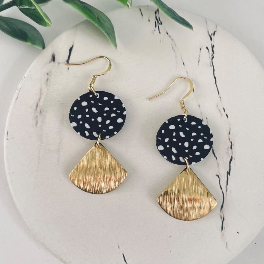 Image of Black and Gold Geometric Fan Drop Earrings