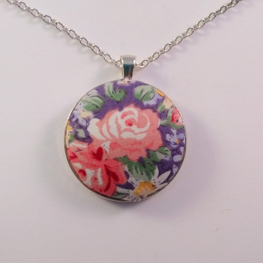 38mm Pink Floral Fabric Covered Button Pendant