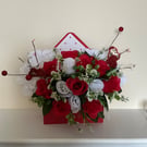 Red and white flower envelope box