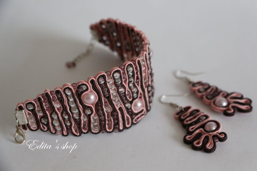 SALE. Soutache Bracelet and Earrings, Christmas, gift, Handmade