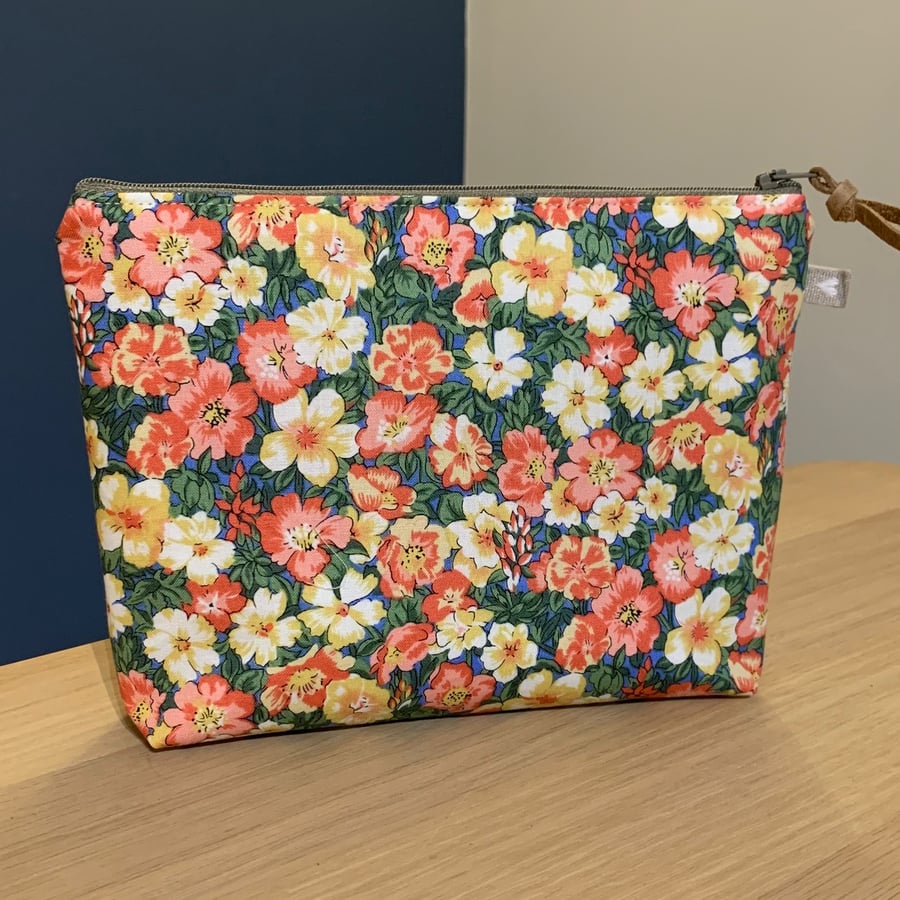 Liberty floral zip pouch