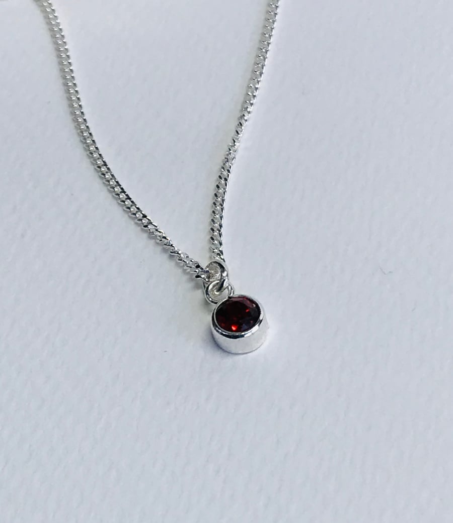Sterling silver and Garnet pendant