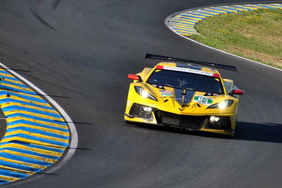 Chevrolet Corvette C8R 24 Hours of Le Mans 2022 18"X12" Print