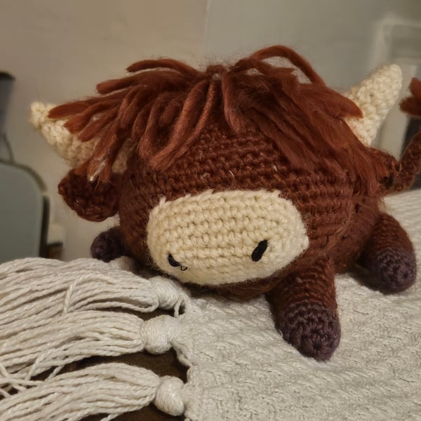 Highland Cow Desk Buddy