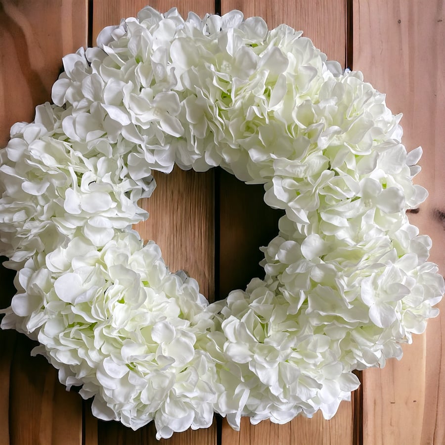 White Hydreagea Door wreath 30cm 