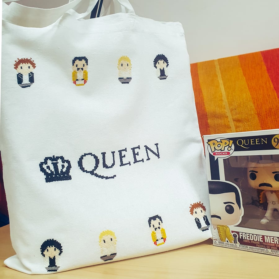 Tote Bag, Cotton White Bag, Hand-embroidered Queen bag