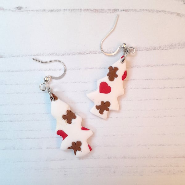 Christmas gingerbread pattern tree earrings