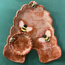 Bee design teaspoon and teabag holder