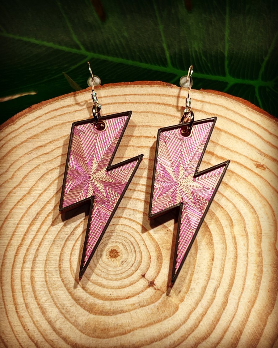 3D printed lightning bolt earrings