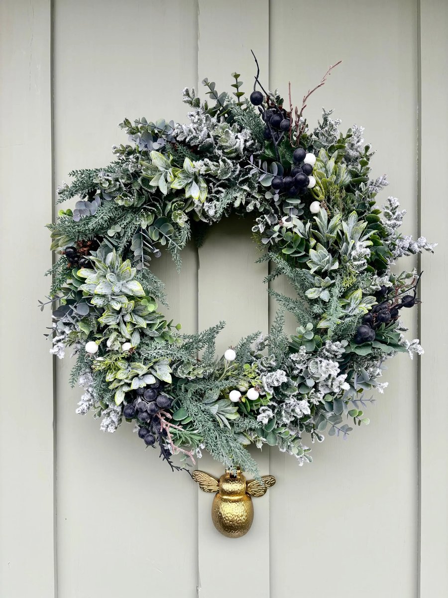 Neutral Berry Wreath: Winter Christmas Frosted Front Door Decor (55cm)