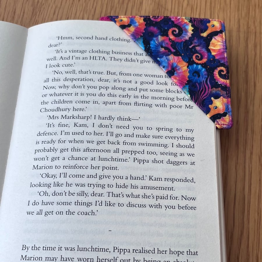 Cotton corner bookmarks