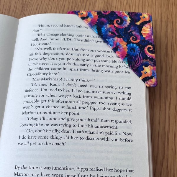 Cotton corner bookmarks