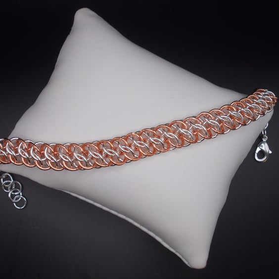 Two tone chainmaille bracelet