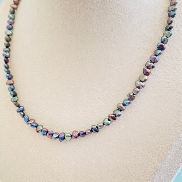  Black baroque freshwater pearl necklace in sterling silver 