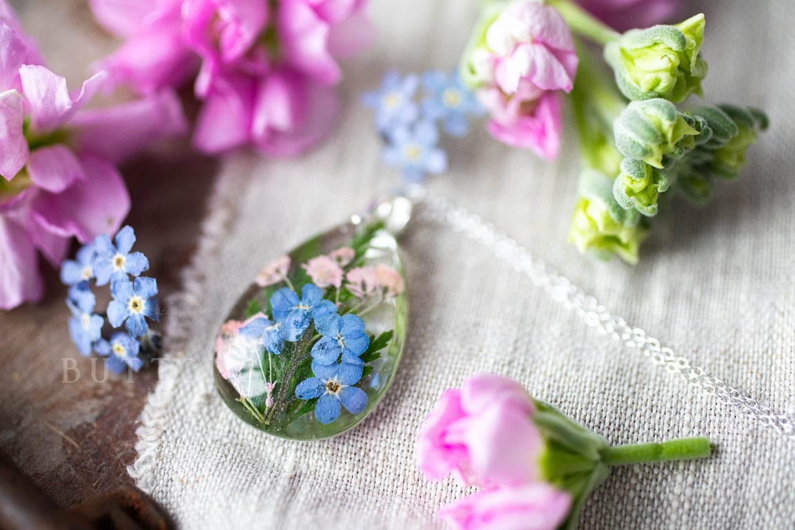 Flower Necklace Forget me nots Pink Gypsophila Botanical Jewellery Pressed Flowe
