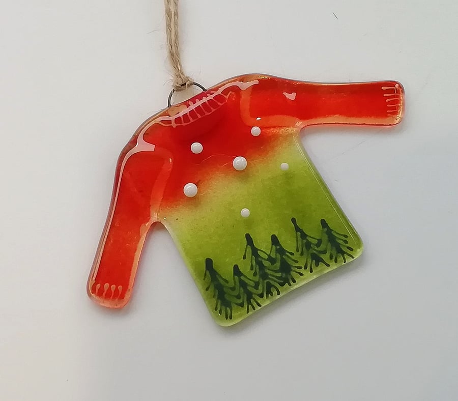 Xmas jumper tree decoration, Christmas tree ornament, fused glass, festive decor