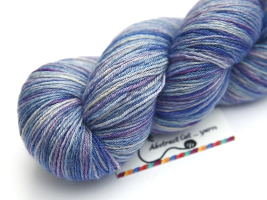 Dawn Mist - Superwash Bluefaced Leicester 4-ply yarn