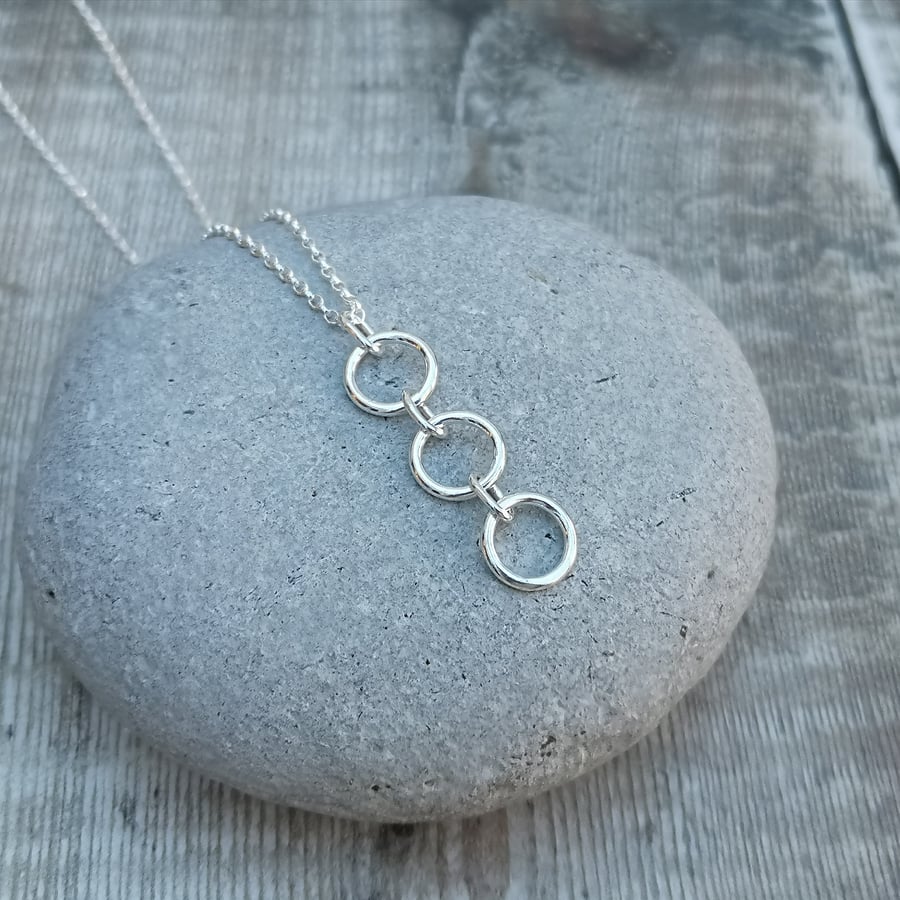 Sterling Silver 3 Circle Drop Link Necklace Pendant 