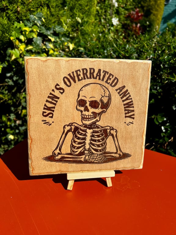 Quirky Skeleton Wooden Plaque – Bespoke Gothic Wall Art – Funny Handmade Gift Si