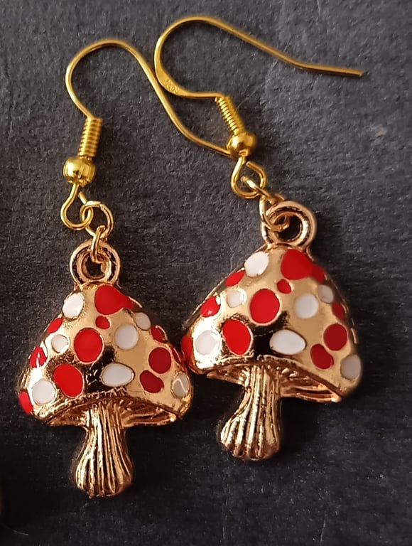 Red, white and gold toadstool charm dangle earrings 
