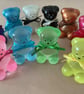 Resin bear figurine, statues, desk buddies, ornaments, pet hug