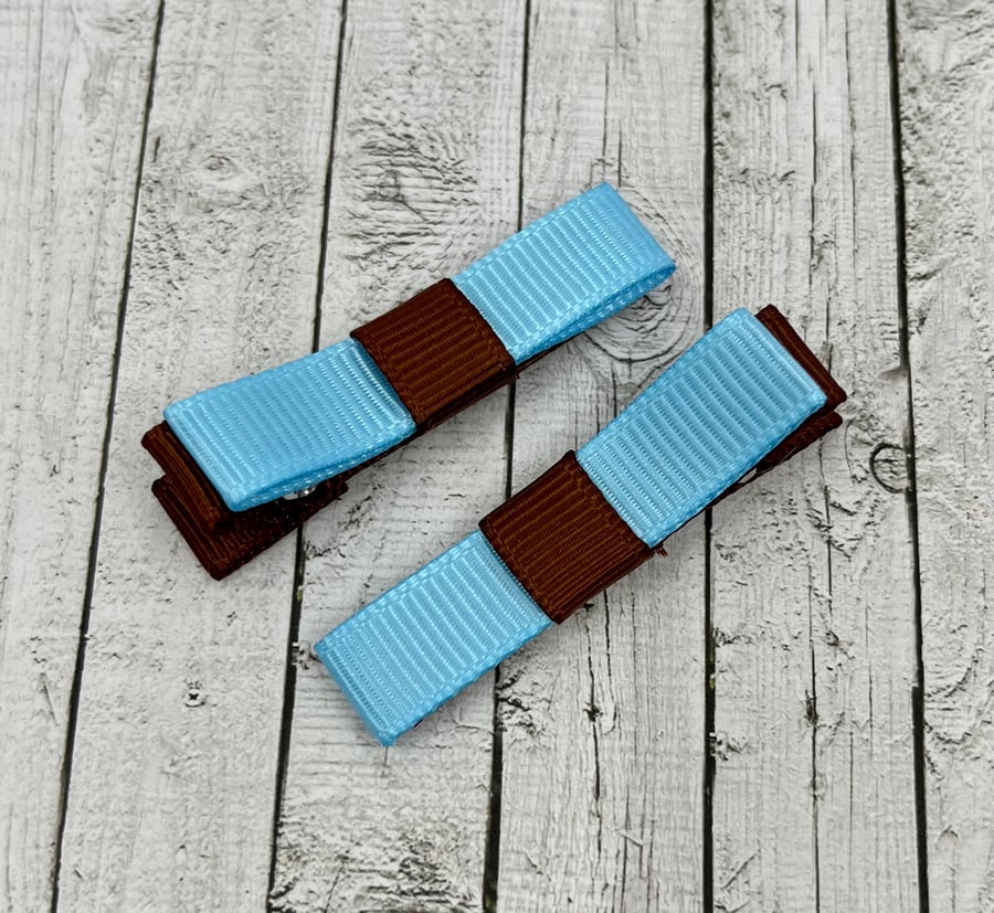 Small Straight Brown and Light Blue Bow Clips (pair)