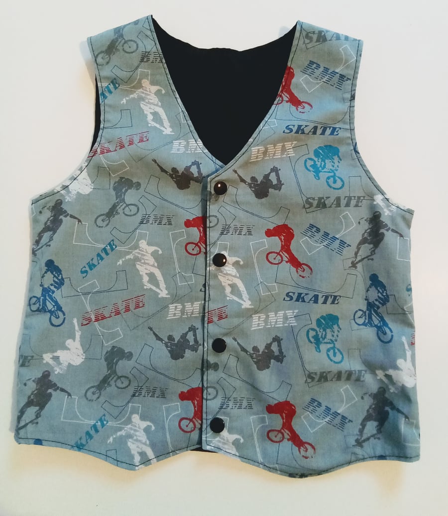 Waistcoat, Age 4yrs, reversible, boys waistcoat, skateboard, BMX, bikes 