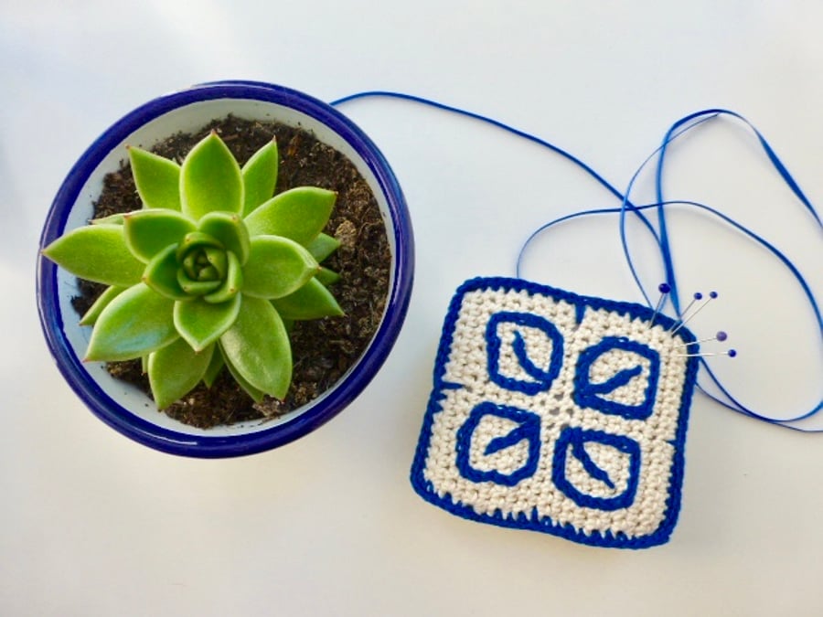 Pincushion, Crochet pincushion, Portuguese tile pincushion, pin tidy, 