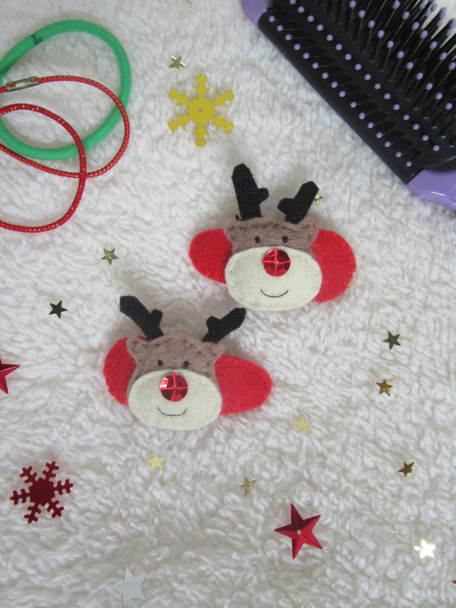 Reindeer hair clips