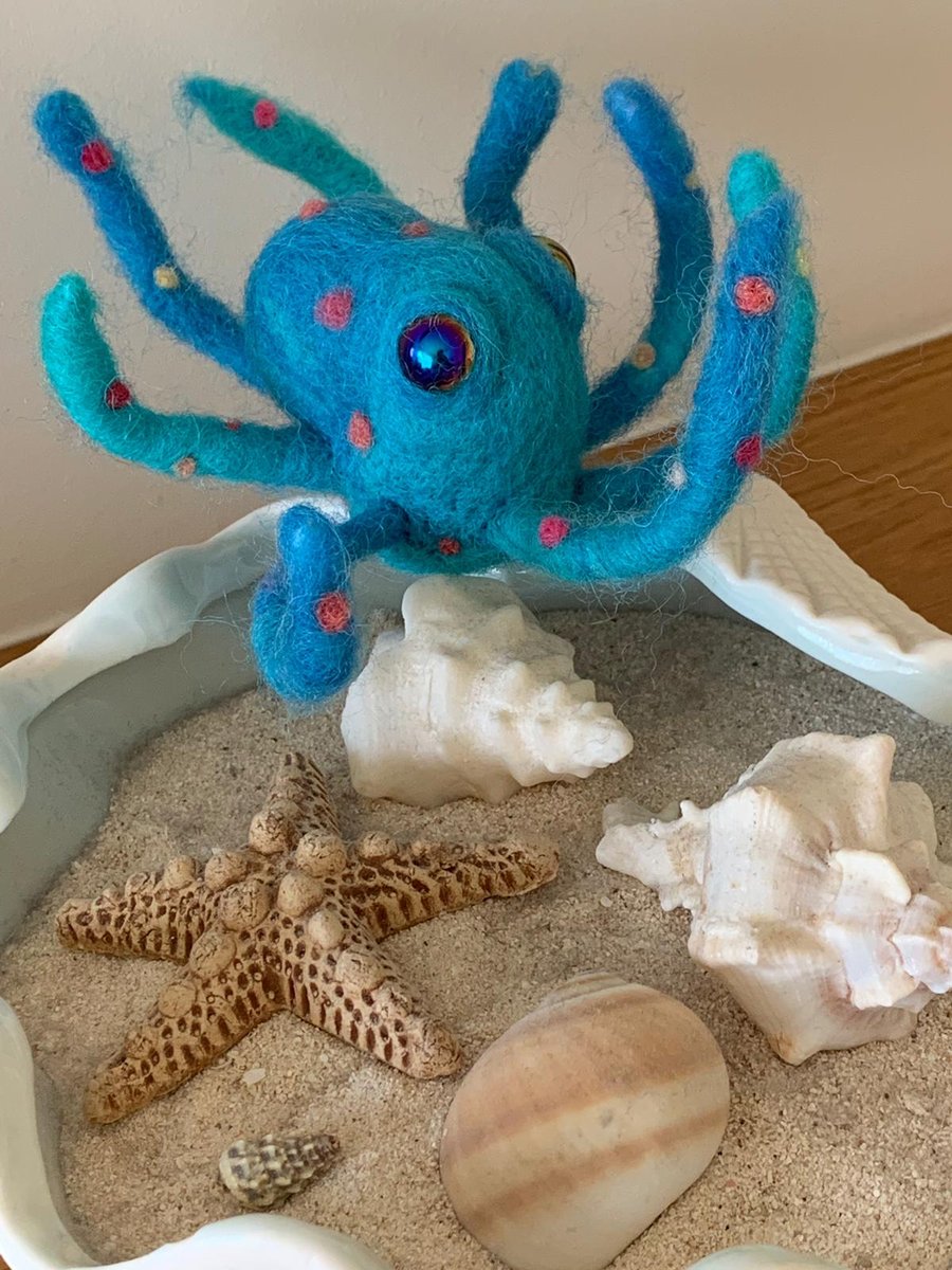 Needle Felted Octopus Ooak wool sculpture Handmade Octopus 
