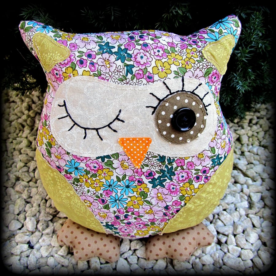 Ditzy Daisy,  23cm tall owl cushion.