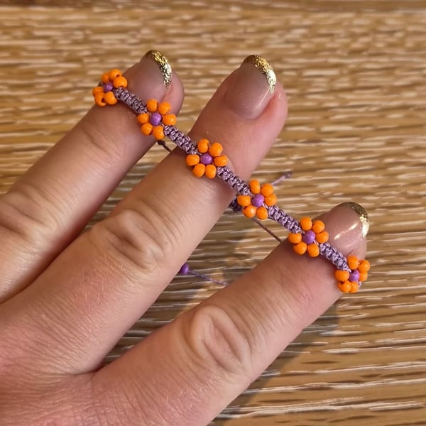 Beaded Flower Bracelet, Daisy Chain Bracelet,Boho Summer Style (STK-0009)