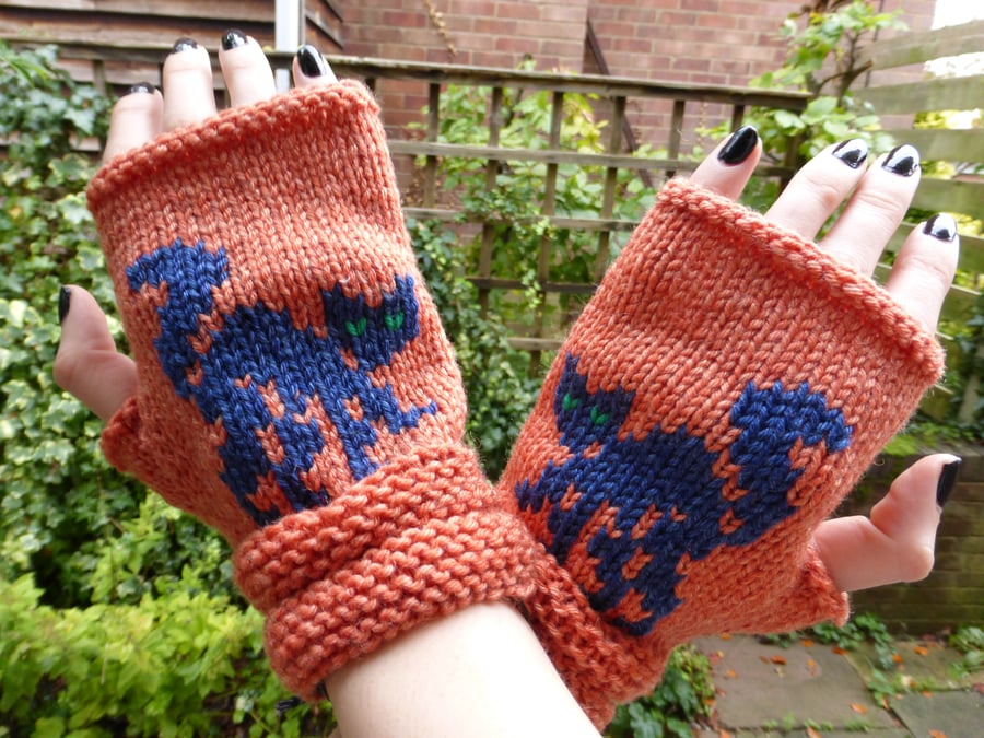 Knitting Pattern for Black Cat Fingerless Mittens