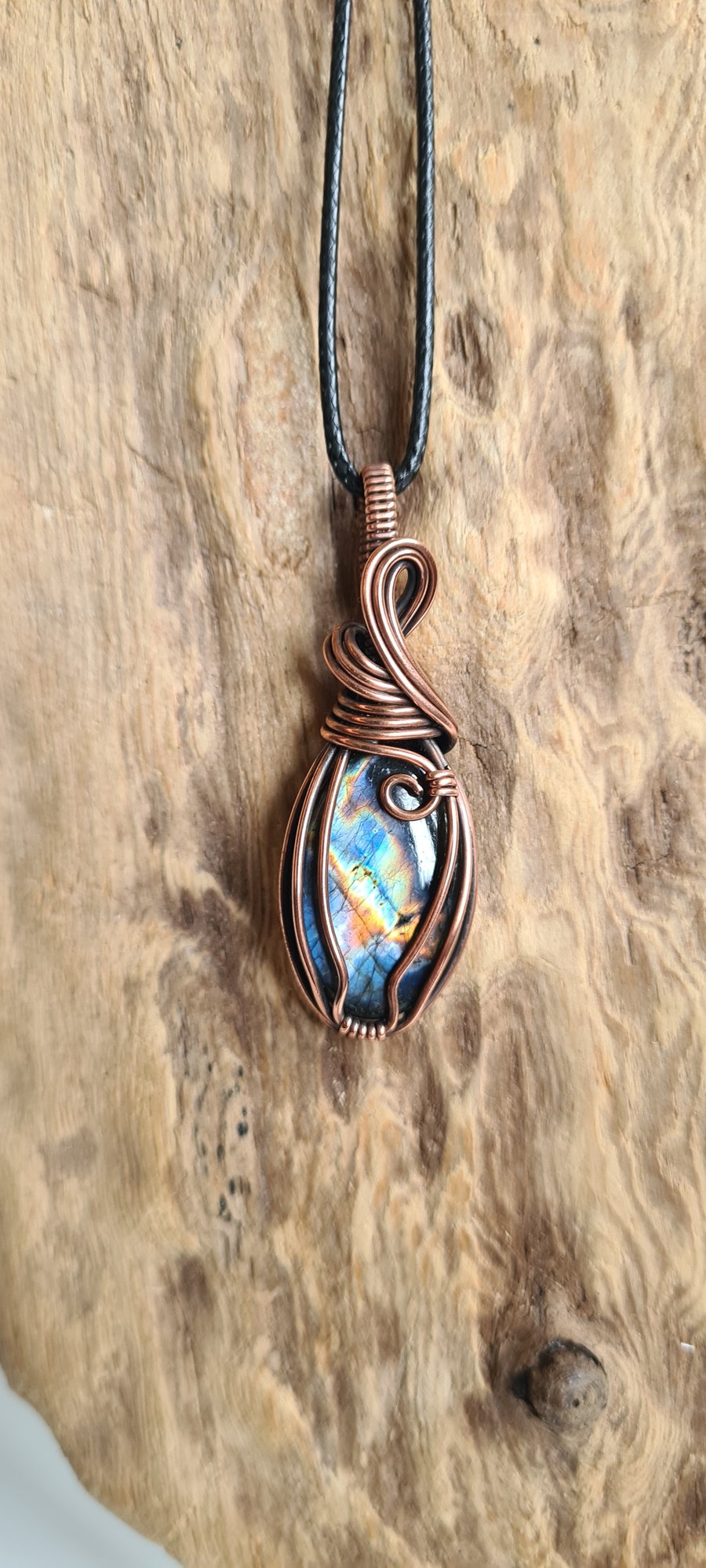 Multicoloured Natural Labradorite Copper Necklace Pendant Gift Crystal Jewellery
