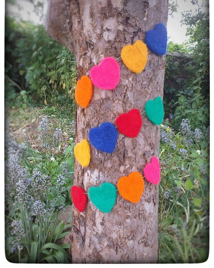 Rainbow heart garland 