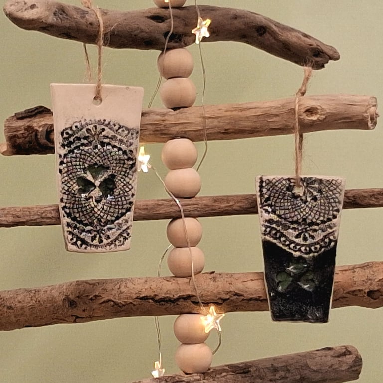 Ceramic pint of stout hanging decoration 