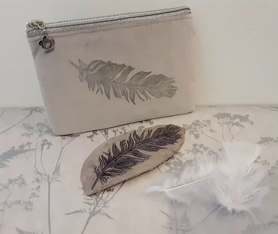 Feather Print Grey Velvet Bag