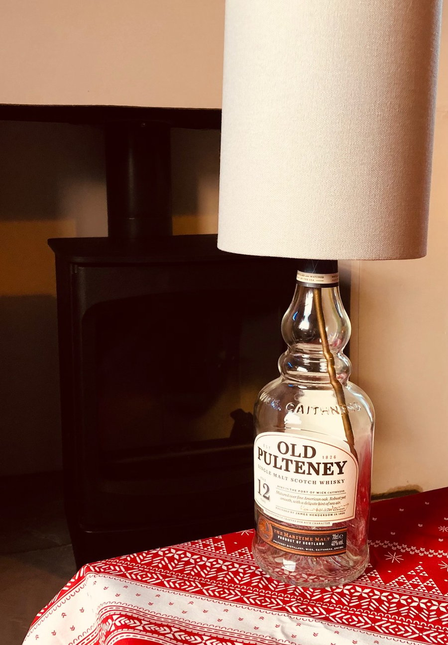 Old Pulteney 12 Malt Whisky Lamp