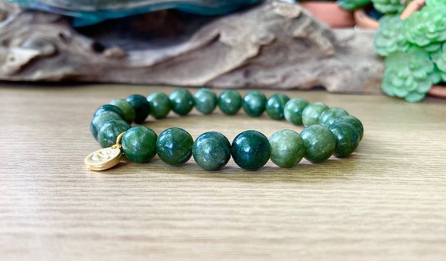 Green Nephrite Jade Gemstone Bracelet 