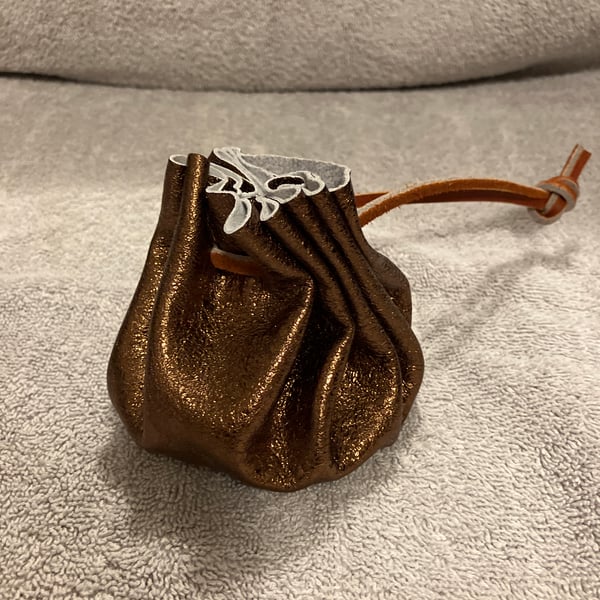 Sparkly metallic copper leather drawstring dice bag - coin pouch - FREE SHIPPING