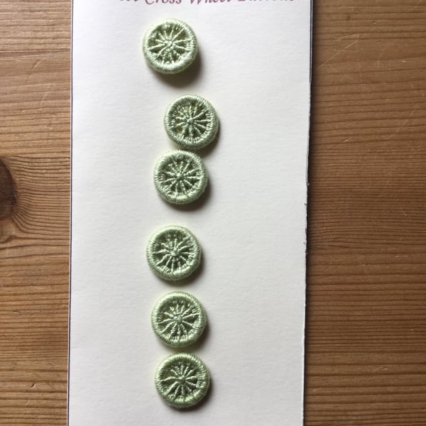 Set of 6, 15 mm, Traditional  Dorset Cross Wheel Buttons, Pale Green D9