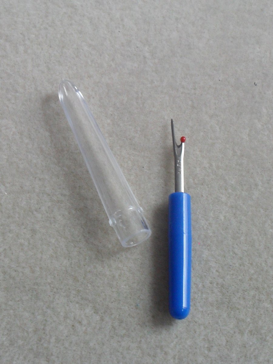 1 x Seam Ripper Tool - Blue 