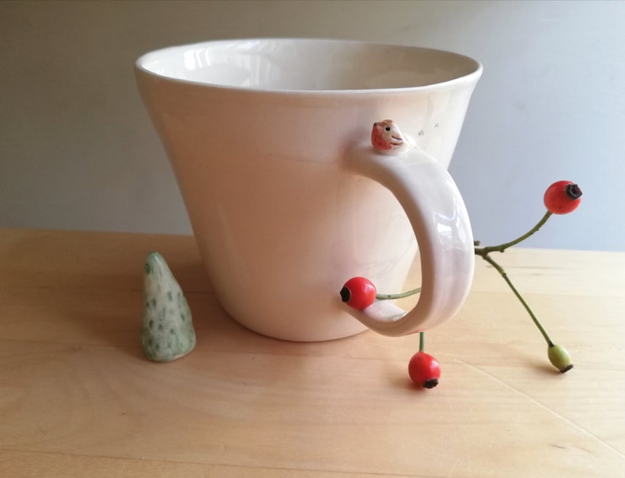 Ceramic robin cup with tiny bird & footprints, Christmas gardeners gift 