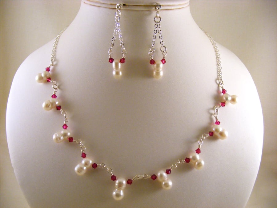 Freshwater Pearl and Crystal Jewellery Set