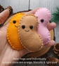 Felt bean pocket hug, Pick me up, pregnancy announcement, Letterbox gift, person