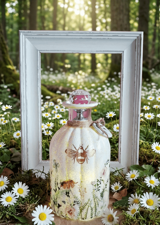 Glass Lamp Floral Bee Spring Vase