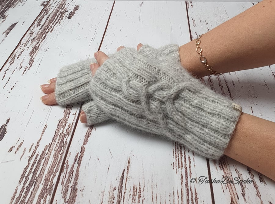 Women hand knitted mittens, Handmade fingerless mittens, Gift for her