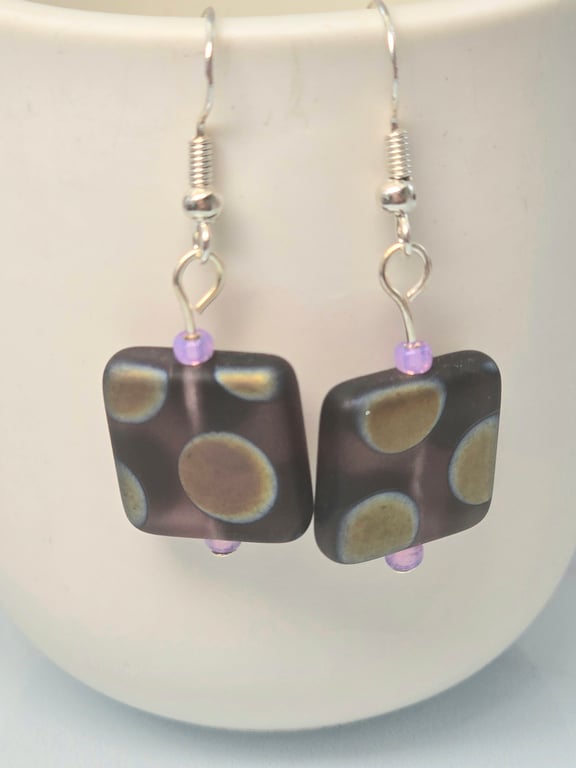 Czech glass very Grape Peacock matt square earrings