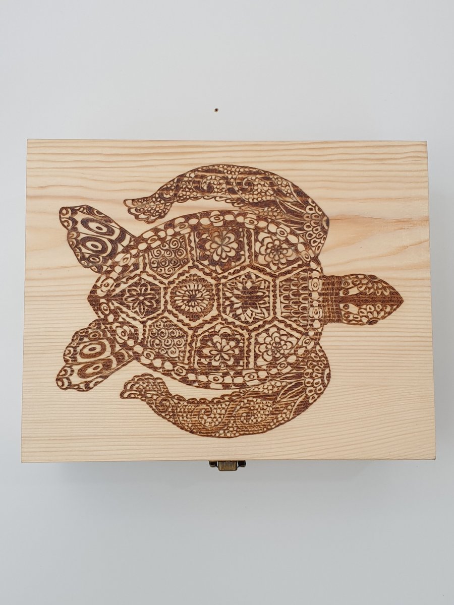 Pyrography turtle box - keepsake, memory, storage box 