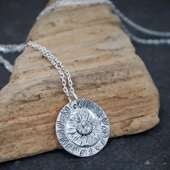 Daisy Pendant, Silver Necklace Pendant, Flower Jewellery, gardener gift